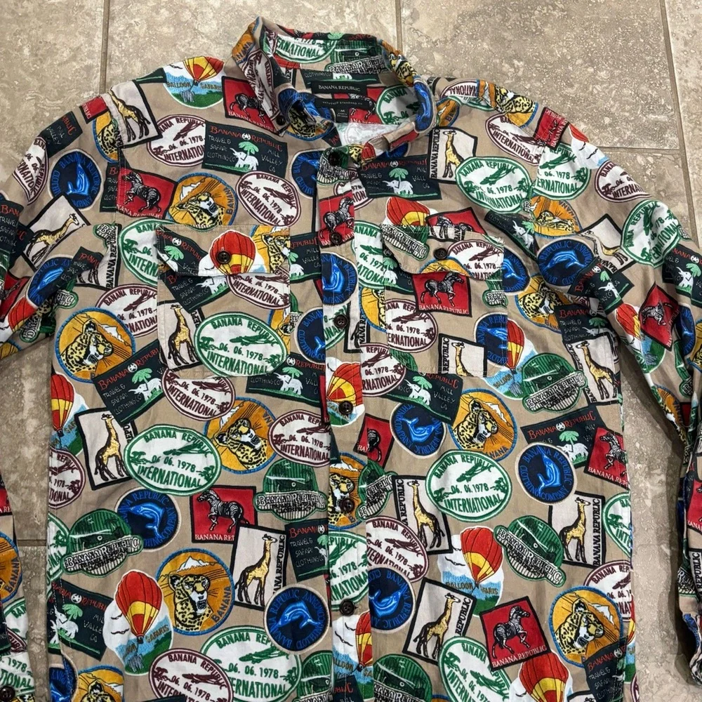 Banana‎ Republic men's long-sleeve shirt with a patchwork expedition/travel sz M